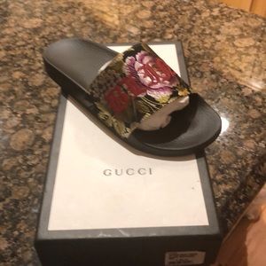 Gucci slides